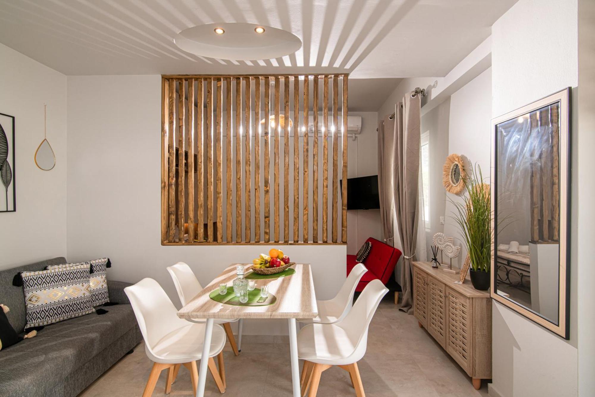 Natasha'S Studio Apartment Сталида Экстерьер фото